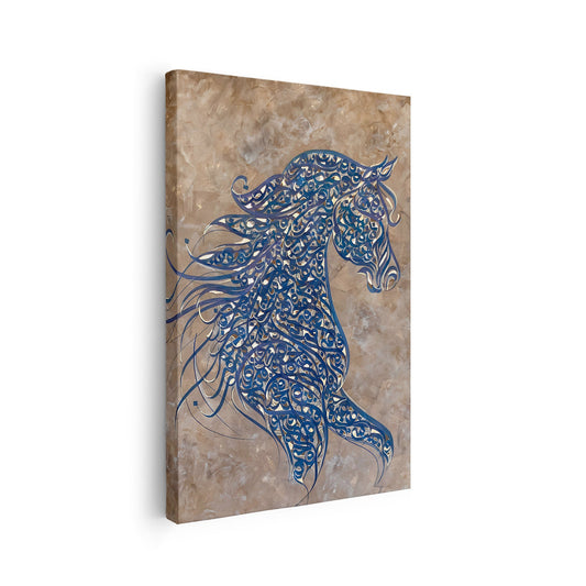 Toile calligraphiée, silhouette dorée de cheval